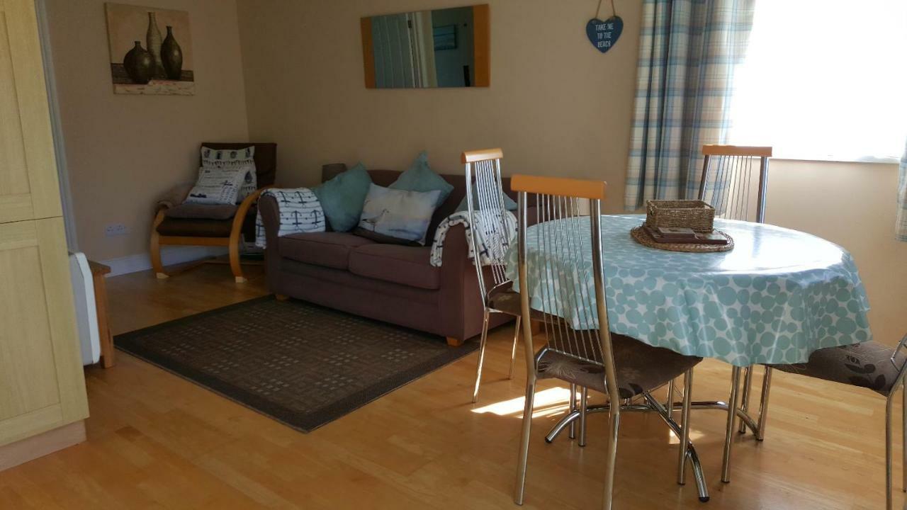 Chalets & Lodges At Atlantic Bays Holiday Park Padstow Eksteriør billede