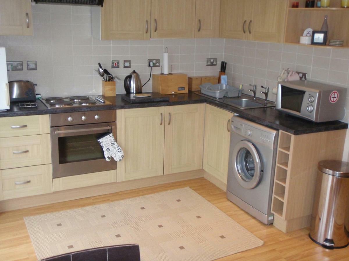 Chalets & Lodges At Atlantic Bays Holiday Park Padstow Eksteriør billede